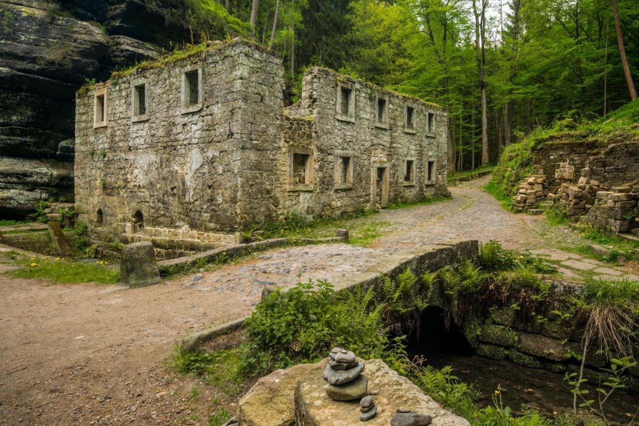 Penzion U Vyhlidky Хршибска Экстерьер фото